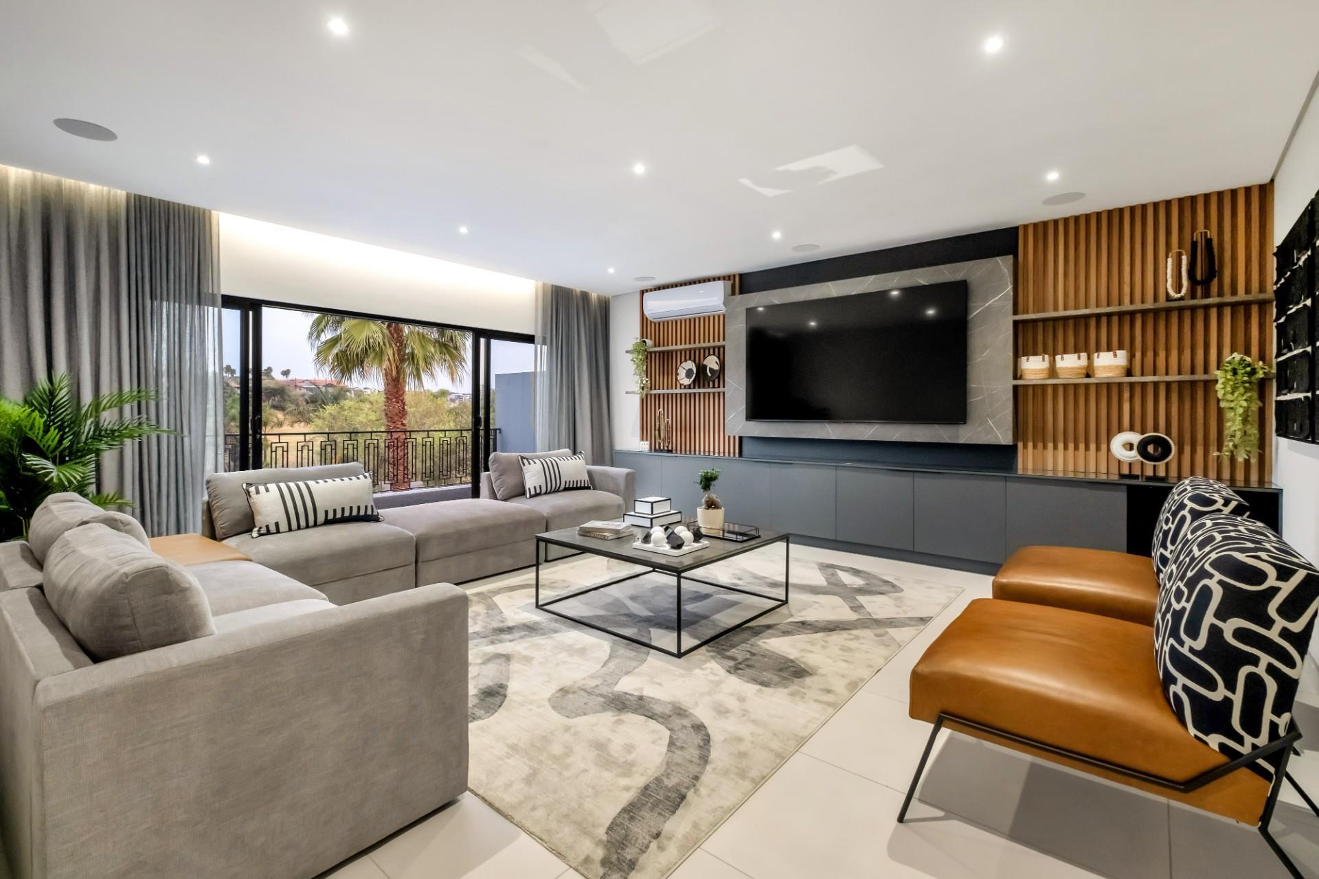 Bespoke Finishes & Ultimate Indoor-Outdoor Living — photograph 5