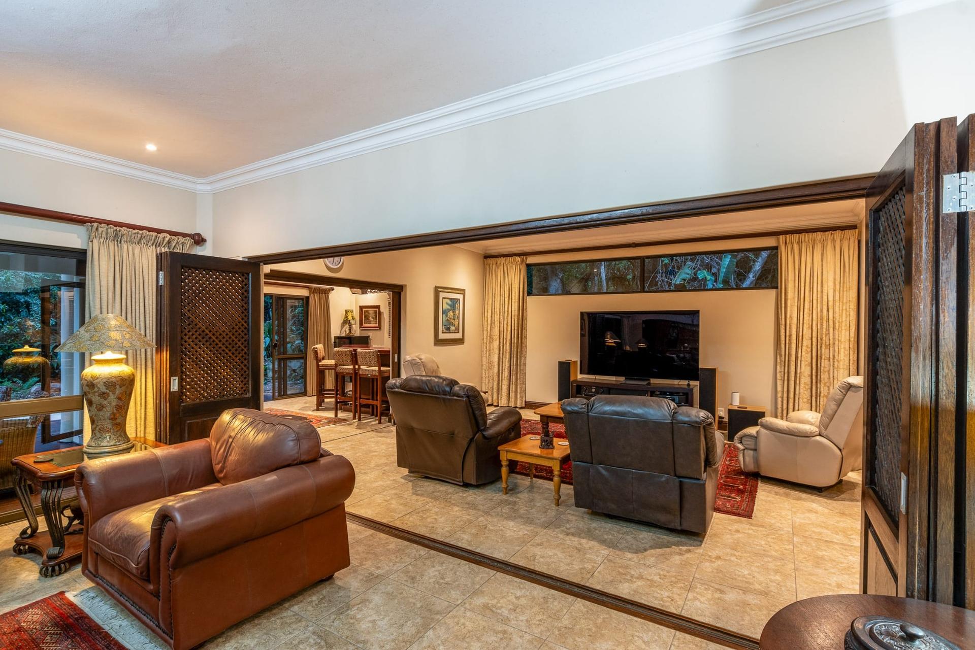 Mediterranean-Inspired Family Retreat with Private Flatlet — photograph 4
