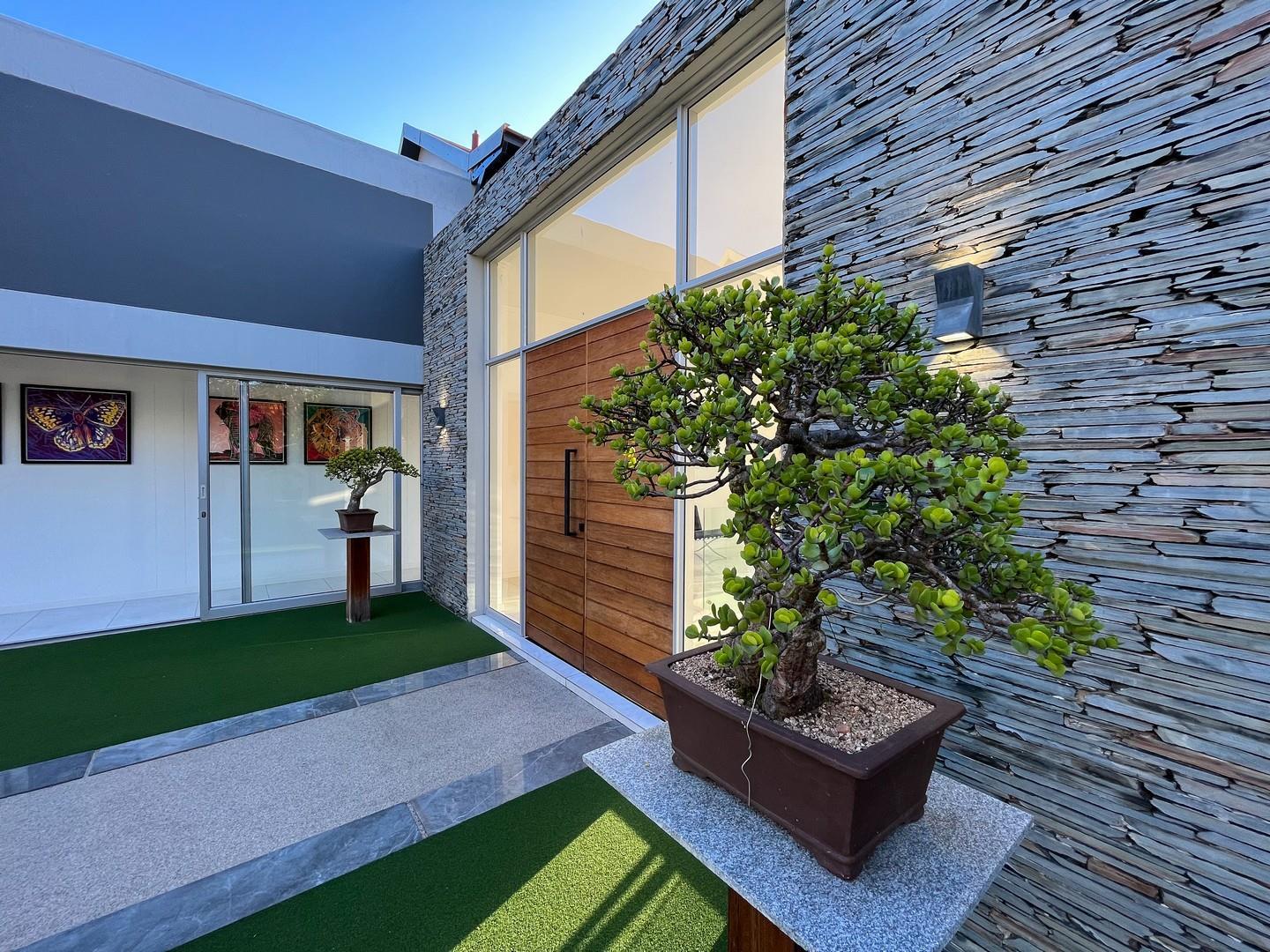 Exquisite Six-Bedroom Villa in Zimbali Estate — photograph 2