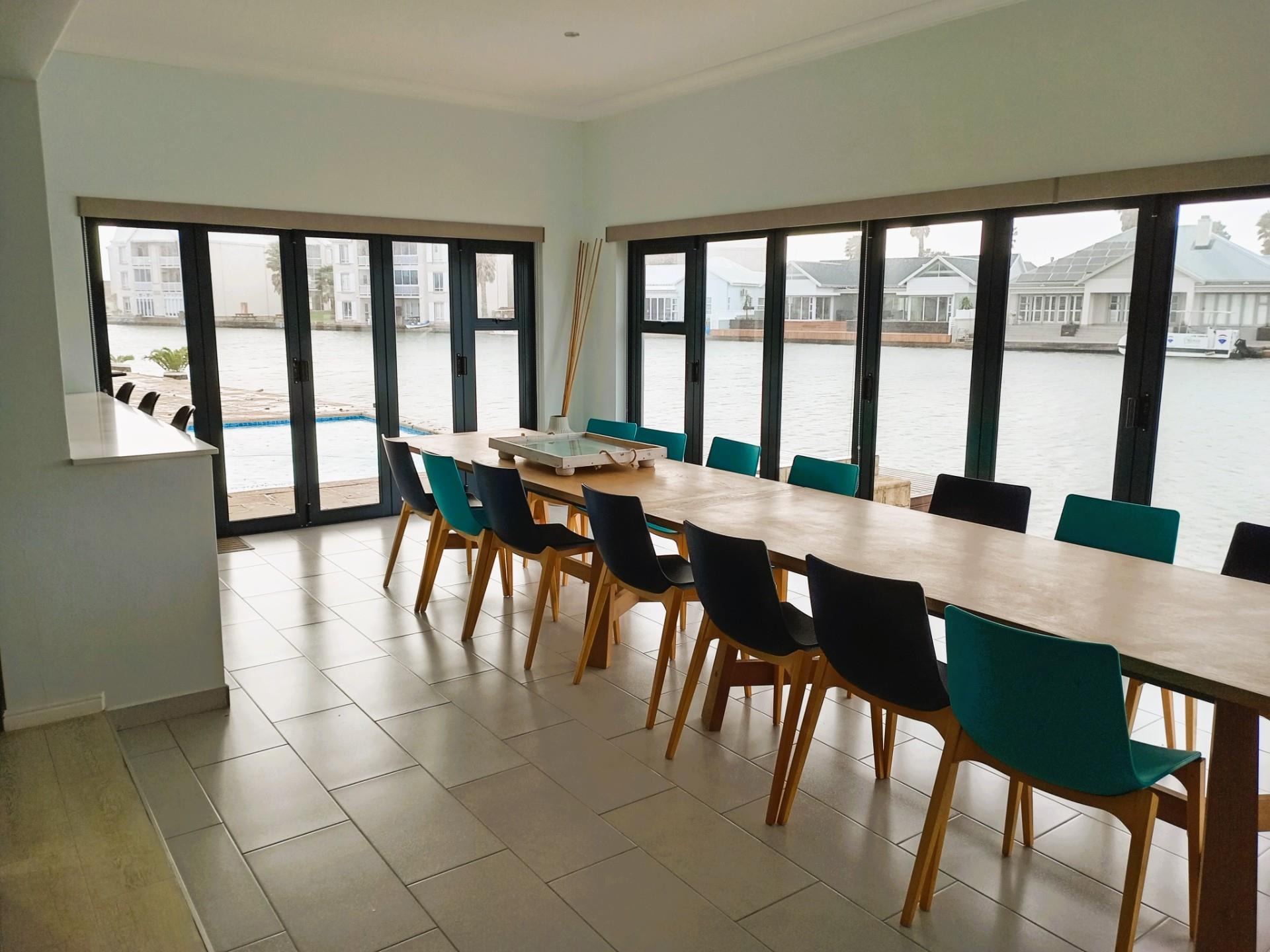3 Properties, 110m Waterfront, Furniture, Kombi & Boat – All in One Package!<br/> — photograph 5
