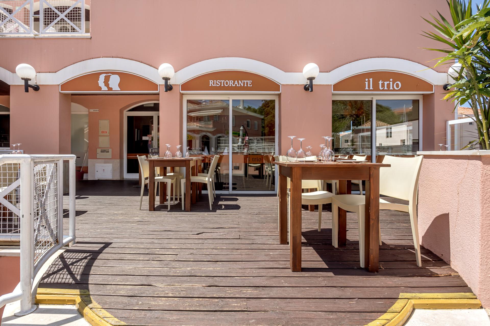 Bar / Restaurant in Loulé — photograph 2