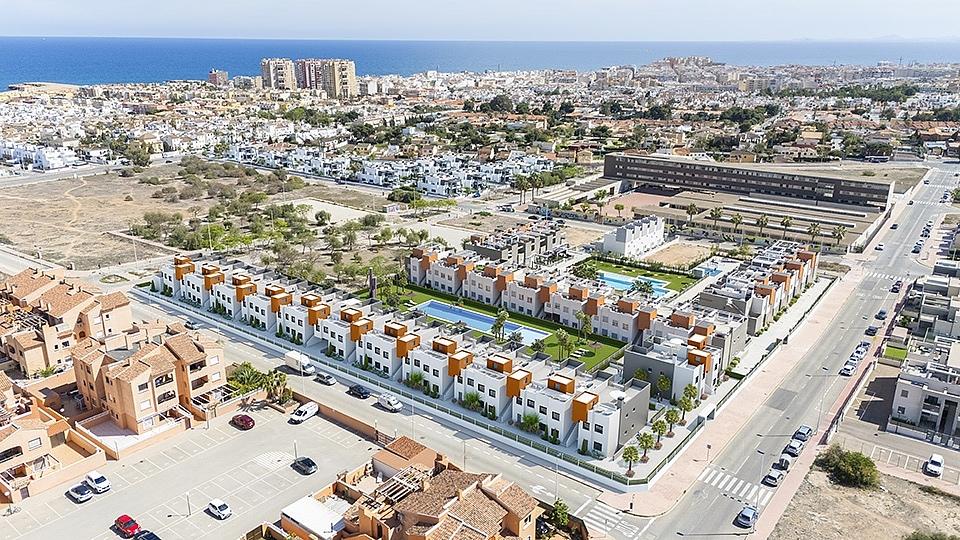 Apartments in Torrevieja Centro, Torrevieja (ALC-01095) — photograph 4