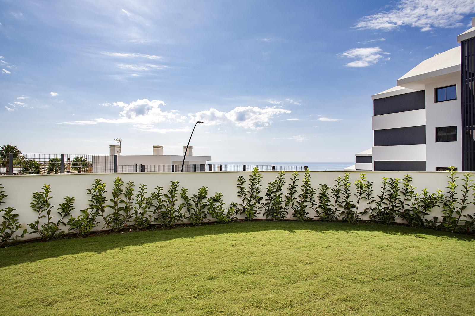 Apartments in El Higuerón, Fuengirola (AGP-01044) — photograph 4
