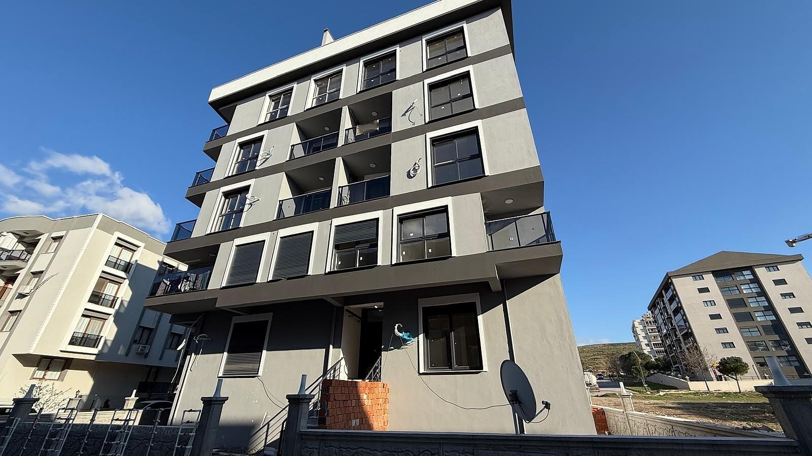 Apartments in Kemal Atatürk, Menemen (ADB-00206) — photograph 4