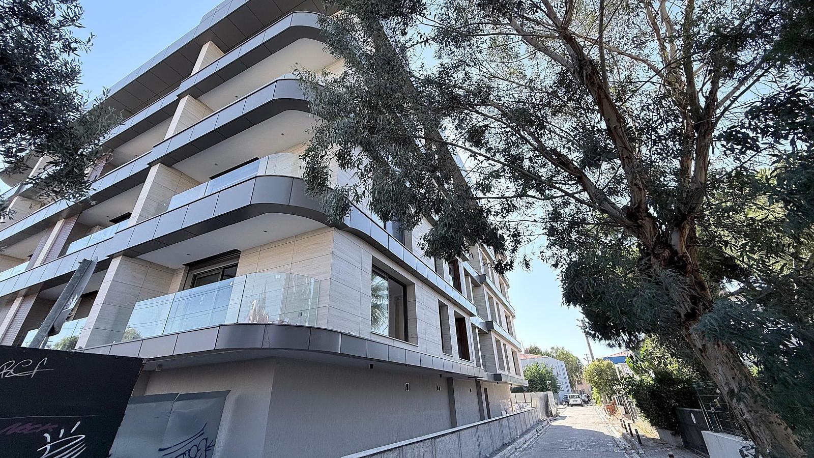Apartments in Bostanlı, Karşıyaka (ADB-00189) — photograph 4